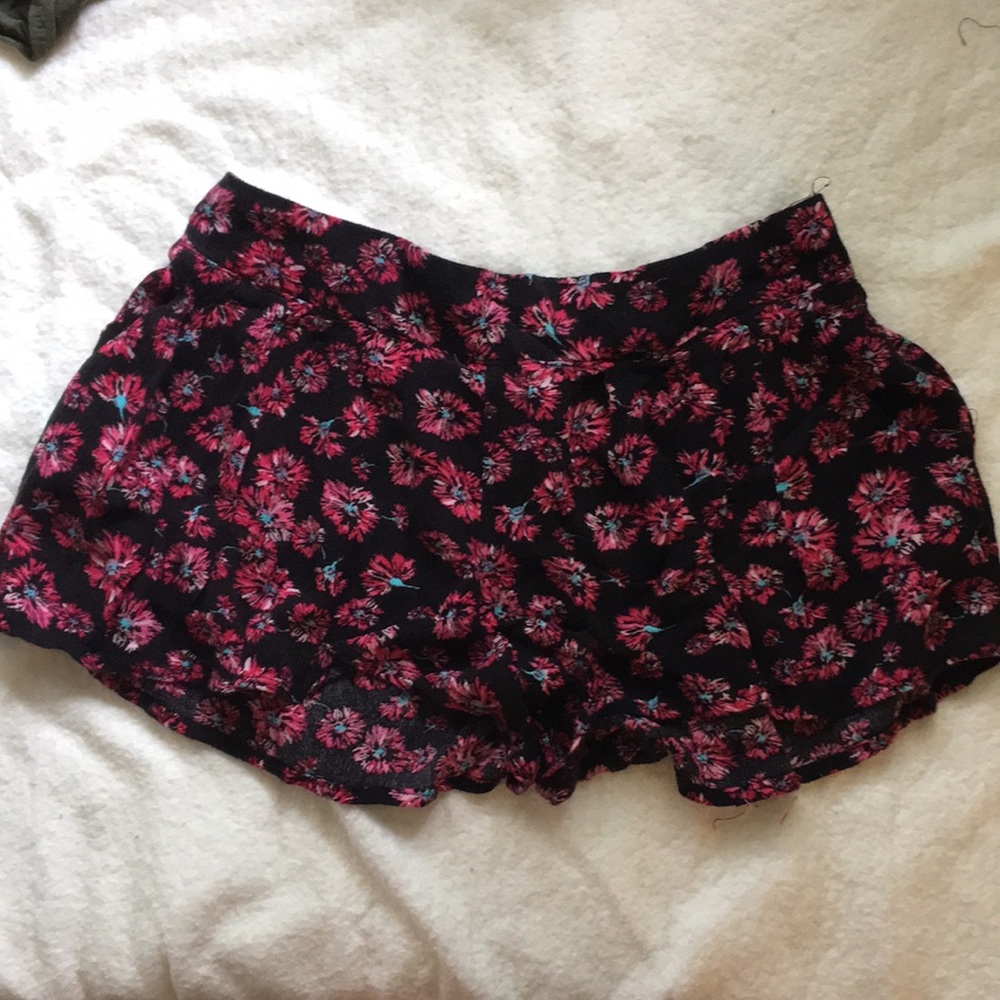 Flowwy shorts